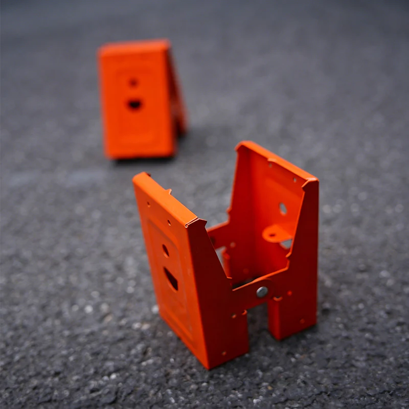 Heavy-Duty Sawhorse Bracket with Down Clamp - Image 7