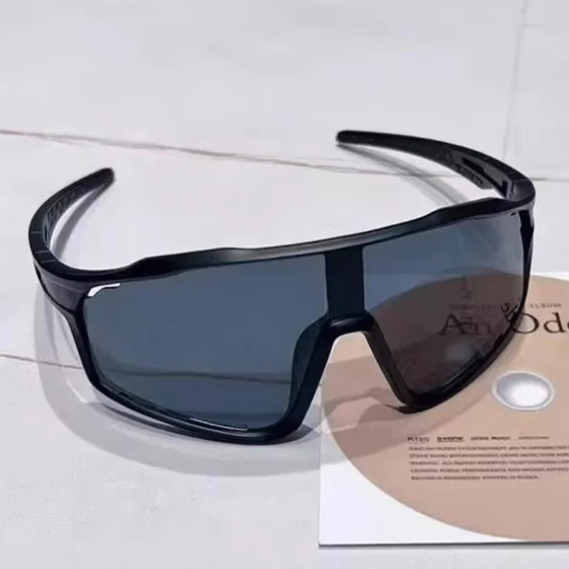 Photochromic Outdoor Sports Glasses - Image 19
