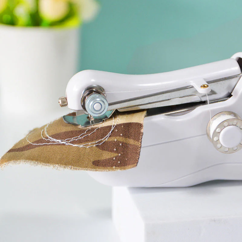 🧵 Mini Electric Sewing Machine – Lightweight, Portable & Easy to Use! ✨ - Image 3